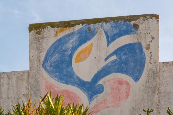 Hyères (83400) Appartement rez de jardin sur plage et jardins privés avec place de bateau !