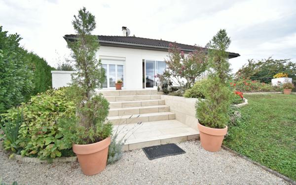 Maison à vendre    5 pièces •  Château-Gaillard