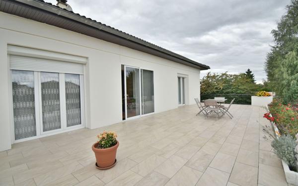 Maison à vendre    5 pièces •  Château-Gaillard