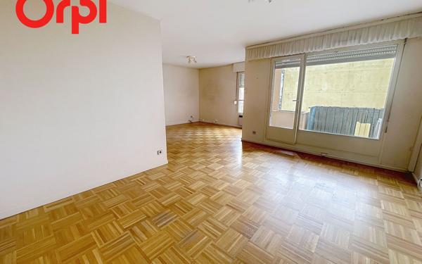 Appartement à vendre    4 pièces • 88,05 m2 Lyon 1
