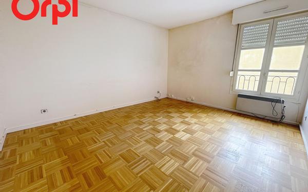 Appartement à vendre    4 pièces • 88,05 m2 Lyon 1