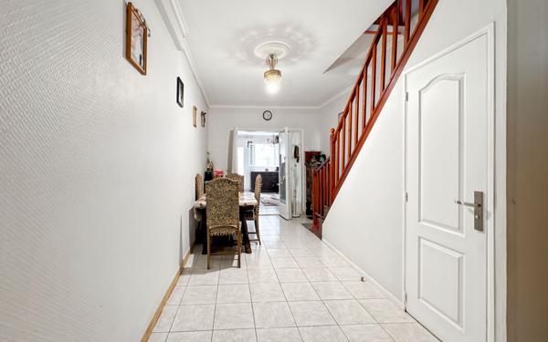 Maison à vendre    5 pièces • 113,77 m2 Le Bourget