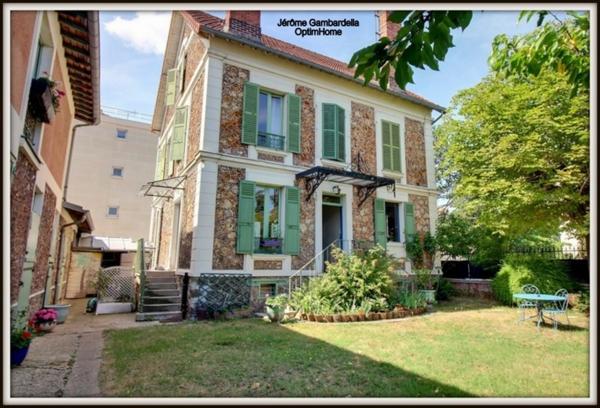 Maison 7 pièces avec jardin et dépendances à vendre à MAISONS LAFFITTE (78)