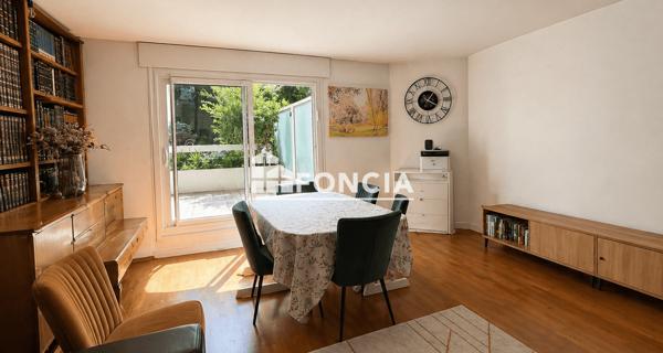 À vendre Appartement 3 pièces 75.62 m² - Paris 75012