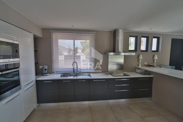 Maison Narbonne 4 pièce(s) 157.25 m2