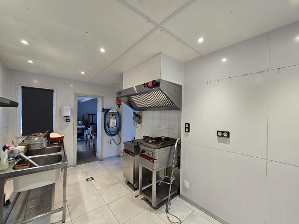 Local commercial Bouguenais 7 pièce(s) 90 m2