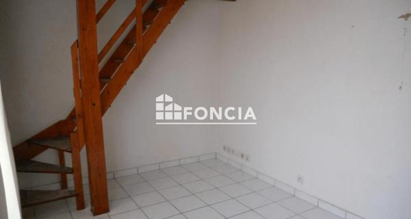 Location Studio 14.86 m² - Sainte-geneviève-des-bois 91700