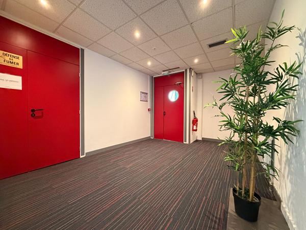 Bureaux Les Ulis 66,09 m2