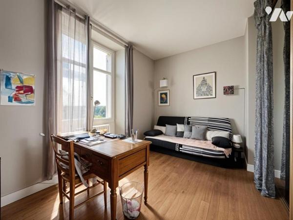 Propriété de caractère du XIXe siècle avec dépendances sur plus de 6 000 m²