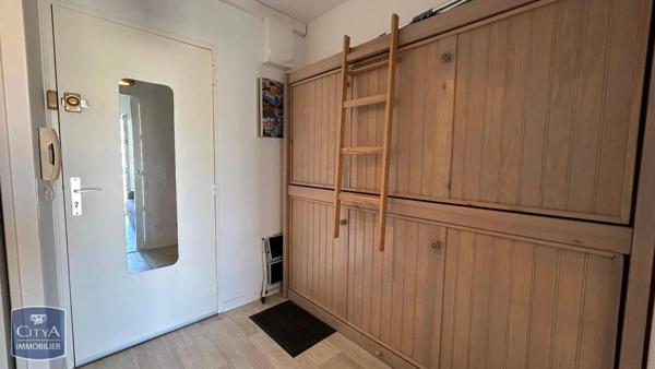 Appartement à louer 1 pièce 17.23m² Fréjus (83600)