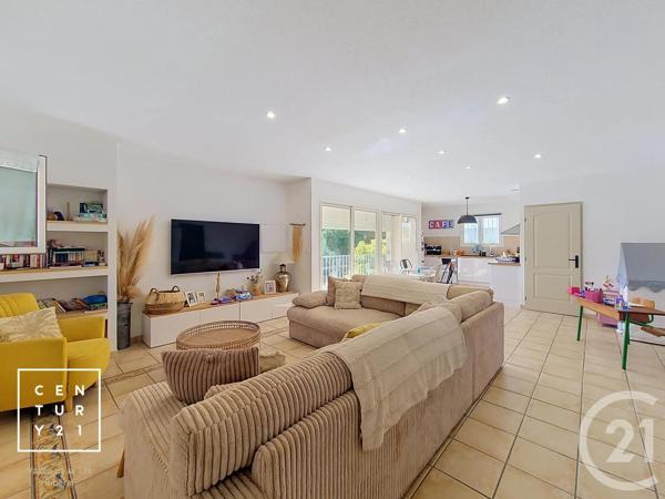 Maison à vendre  6 pièces - 232,03 m 2   MILLAS  - 66