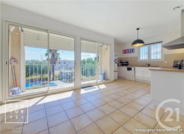Maison à vendre  6 pièces - 232,03 m 2   MILLAS  - 66