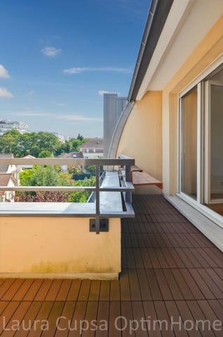 CHATILLON T6 ANDRE MALRAUX - 7 MIN METRO L13 - 4P DERNIER ETAGE - CALME - VUE DEGAGEE - 79,40 M² CARREZ - 82,3 M² AU SOL - 5 MIN CENTRE VILLE - RESIDENCE DE STANDING - ASCENSEUR - CAVE- DOUBLE PARKING