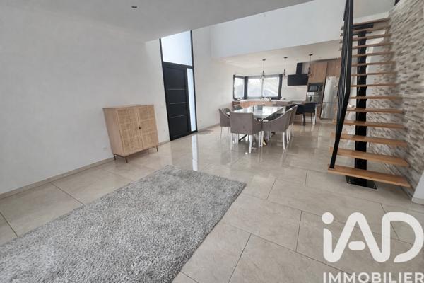 Maison à vendre 5 pièces 140 m² Saint-Médard-en-Jalles