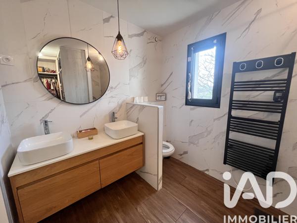 Maison à vendre 5 pièces 140 m² Saint-Médard-en-Jalles