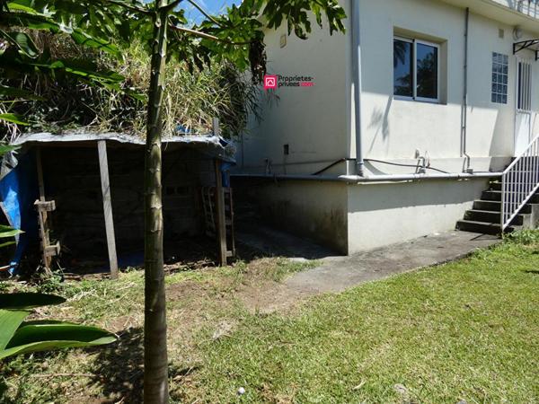 97430 Le Tampon 10ème Maison T6 env 156 m2 en 3 lots sur env400m²