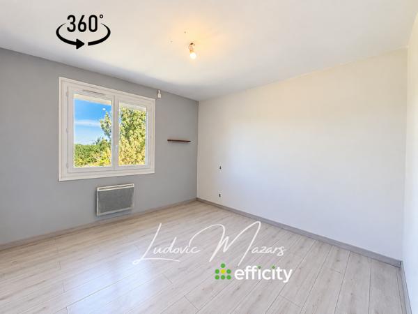 Maison
         6 pièces
        - 149 m² Exclusivité 220 000 € *
