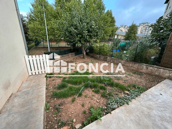 Location Appartement 3 pièces 45 m² - 26 CITE DU PETIT NICE Rodez 12000