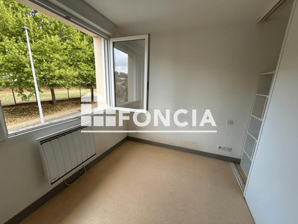 Location Appartement 3 pièces 45 m² - 26 CITE DU PETIT NICE Rodez 12000