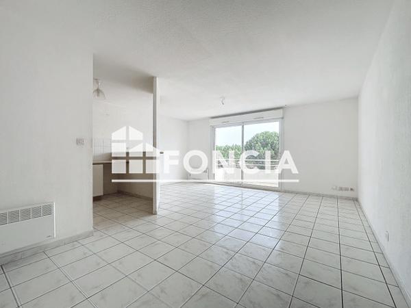 Location Appartement 3 pièces 67 m² - 2 RUE ANDRE ROBERT Beziers 34500