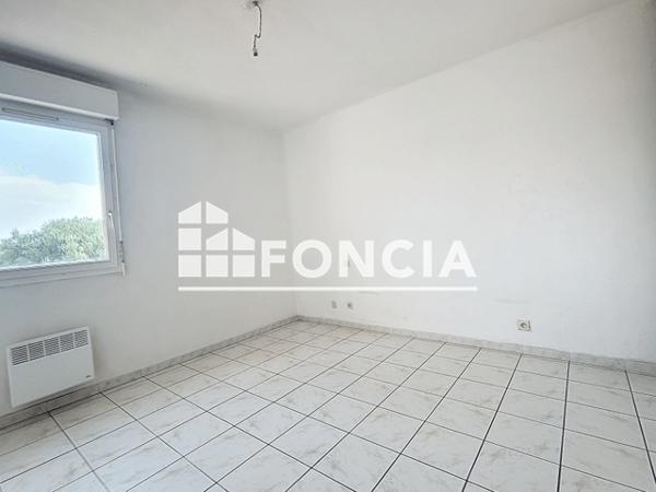Location Appartement 3 pièces 67 m² - 2 RUE ANDRE ROBERT Beziers 34500