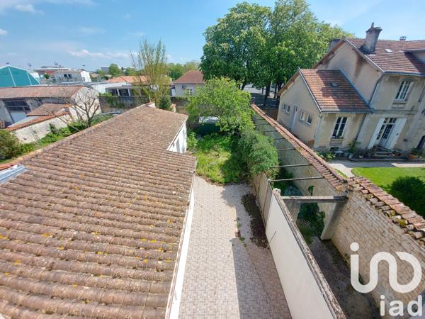 Immeuble à vendre 169 m² Surgères