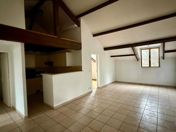 Appartement à vendre 4 pièces MERU (60)