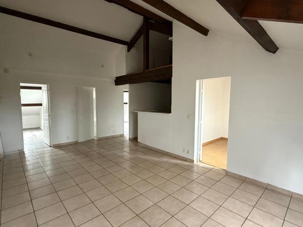 Appartement à vendre 4 pièces MERU (60)