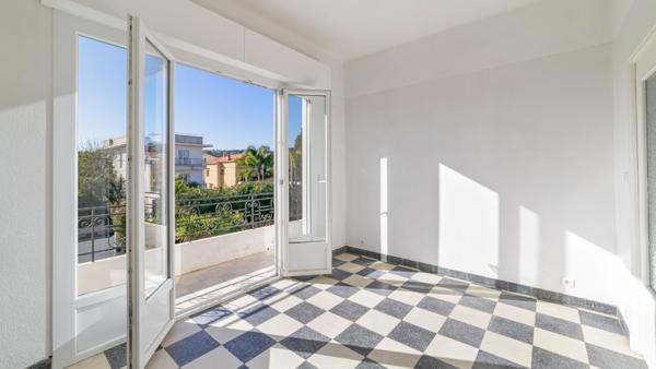 Maison à vendre |  Villeneuve-Loubet |  5 pièces | 141,7 m²