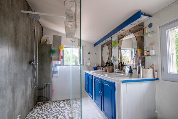 Ancienne exploitation agricole sur plus de 6 hectares