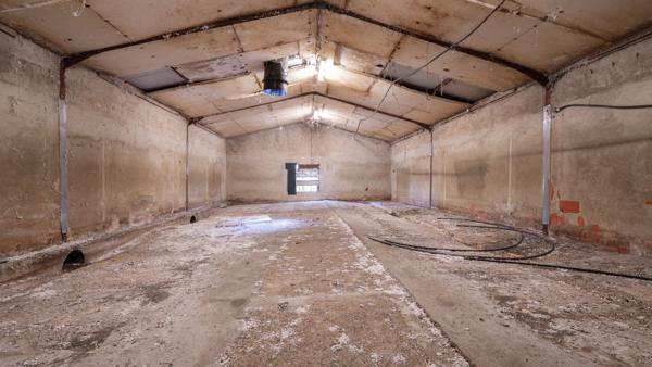 Ancienne exploitation agricole sur plus de 6 hectares