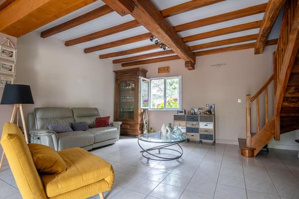 Ancienne exploitation agricole sur plus de 6 hectares