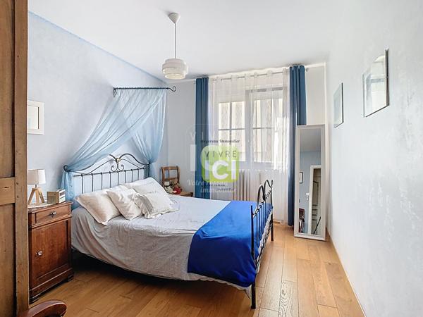 Maison familiale sur sous-sol total avec jardin sans vis-à-vis