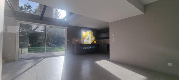 Maison - 5 pièces - 136 m²