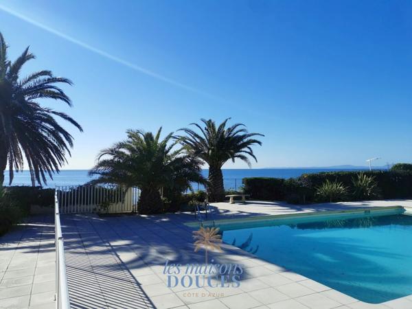 T3 Front de Mer, jardin, piscine chauffée, accès direct à la plage