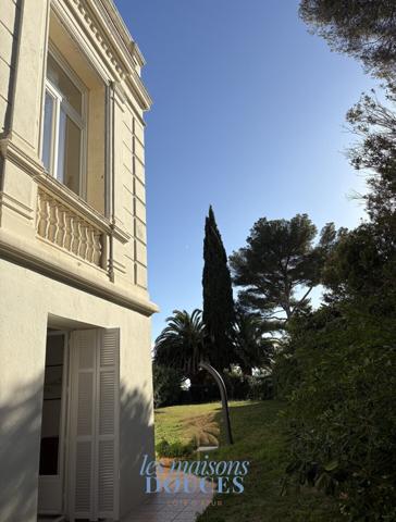 T3 Front de Mer, jardin, piscine chauffée, accès direct à la plage