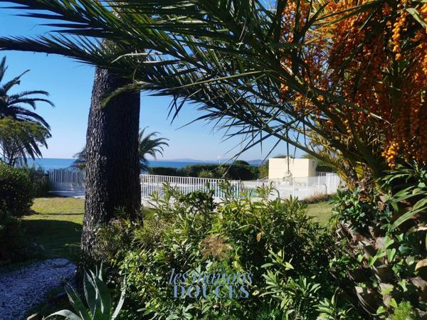 T3 Front de Mer, jardin, piscine chauffée, accès direct à la plage