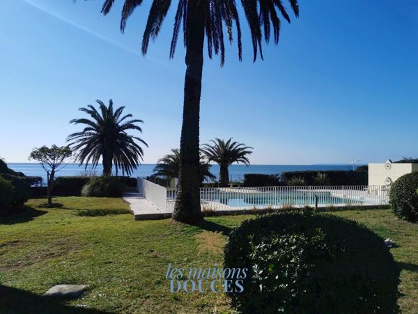 T3 Front de Mer, jardin, piscine chauffée, accès direct à la plage