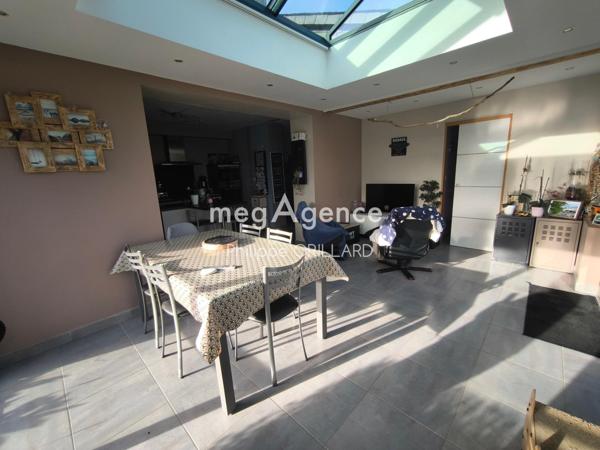 Maison à CONGRIER, 53800 - 8 pièces 136m²