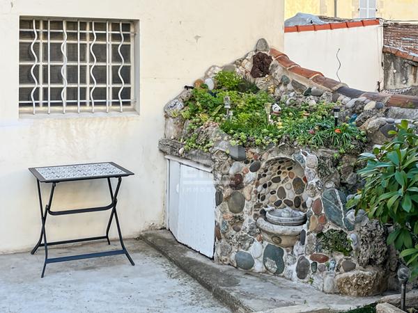 Maison de fond de cour T4 - jardin - Garage / atelier - Château d'eau 13004 Marseille