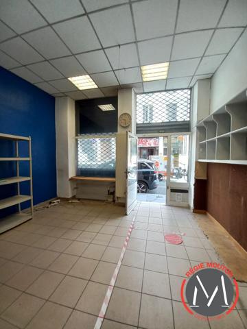 Location local commercial 64m2