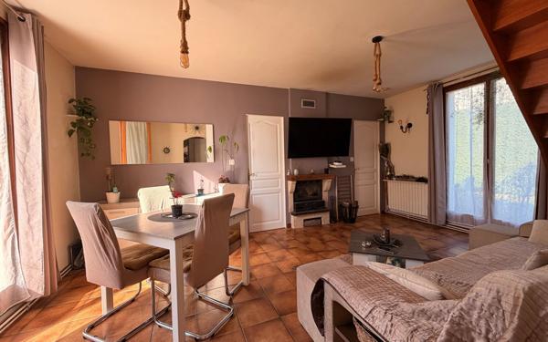 Maison à vendre    2 pièces •  Compiègne