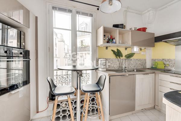 3 pièces, 2 chambres - charme de l'ancien et confort moderne