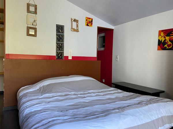 Maison St Hilaire De Riez 4 ch sur 1 309 m2 de terrain boise a 1,7 km de la plage de SION