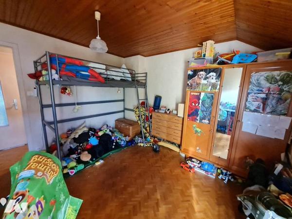 Pour investisseurs, 2 logements loués