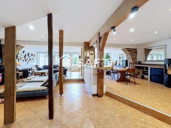 Maison de charme rénovée avec jardin et dépendance
