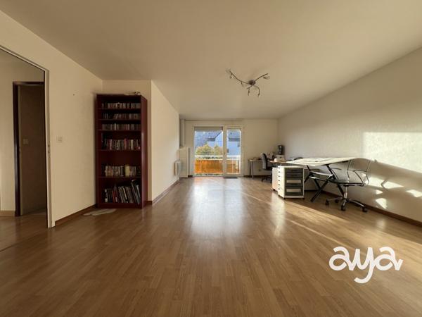 Grand Type 2, balcon et parking