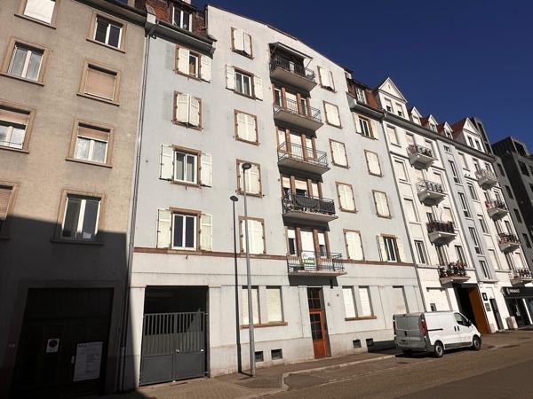 Deux pièces rénové et plein de charme