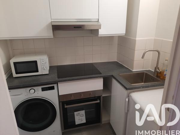 Location appartement 2 pièces 30 m² Courbevoie