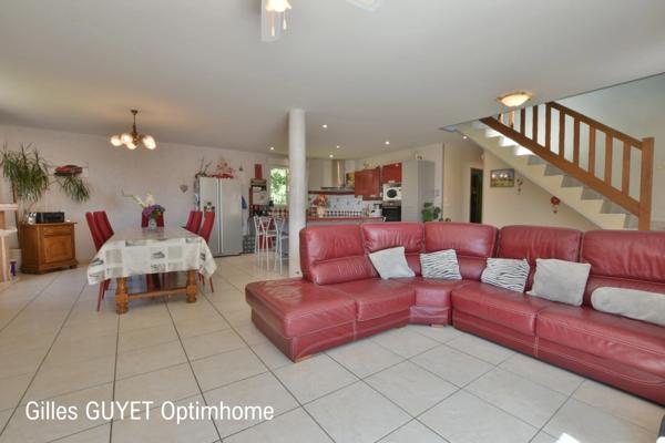 BERNAY,MAISON INDIVIDUELLE T9, DPE:C  177M  6 chambres. Terrain de 1000M² env. 319990€